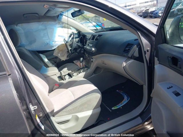 40066924 :رقم المزاد ، 5TDZA3EH8DS046425 vin ، 2013 Toyota Highlander Plus مزاد بيع