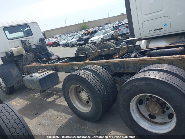 40068392 :رقم المزاد ، 1GDT8F4316F420915 vin ، 2006 Gmc T-series F8b064 مزاد بيع