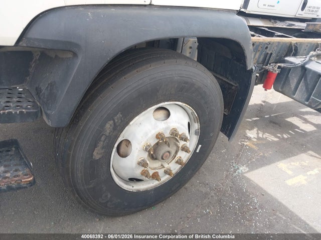 40068392 :رقم المزاد ، 1GDT8F4316F420915 vin ، 2006 Gmc T-series F8b064 مزاد بيع