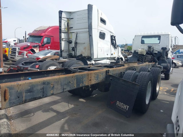 40068392 :رقم المزاد ، 1GDT8F4316F420915 vin ، 2006 Gmc T-series F8b064 مزاد بيع