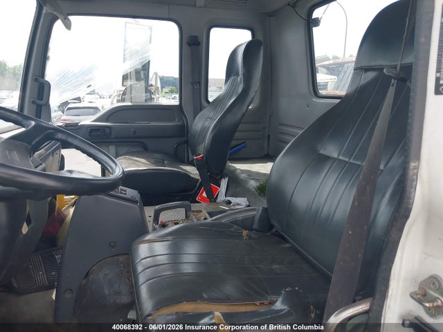 40068392 :رقم المزاد ، 1GDT8F4316F420915 vin ، 2006 Gmc T-series F8b064 مزاد بيع
