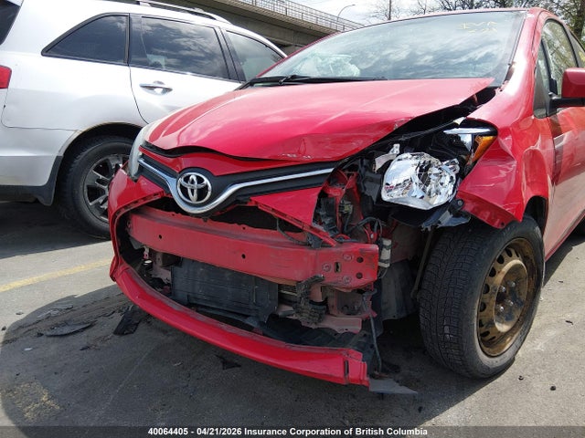 40064405 :رقم المزاد ، VNKKTUD3XFA027552 vin ، 2015 Toyota Yaris مزاد بيع