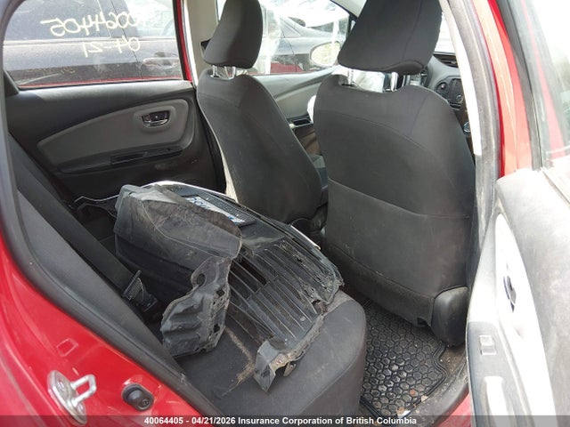 40064405 :رقم المزاد ، VNKKTUD3XFA027552 vin ، 2015 Toyota Yaris مزاد بيع