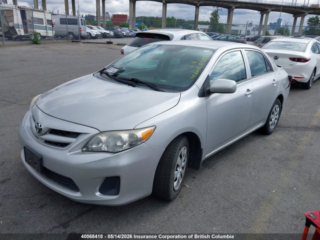 40068418 :رقم المزاد ، 2T1BU4EE1CC813706 vin ، 2012 Toyota Corolla S/le مزاد بيع