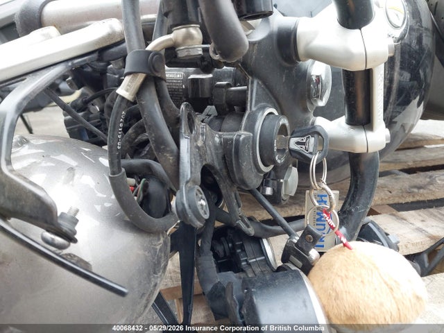 SMTD50GN4HT807685 Triumph Triumph