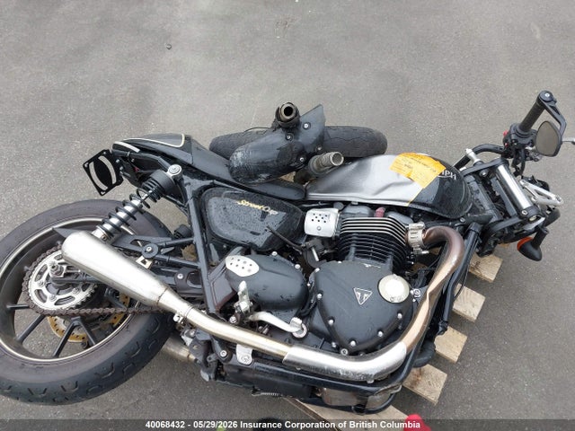 SMTD50GN4HT807685 Triumph Triumph