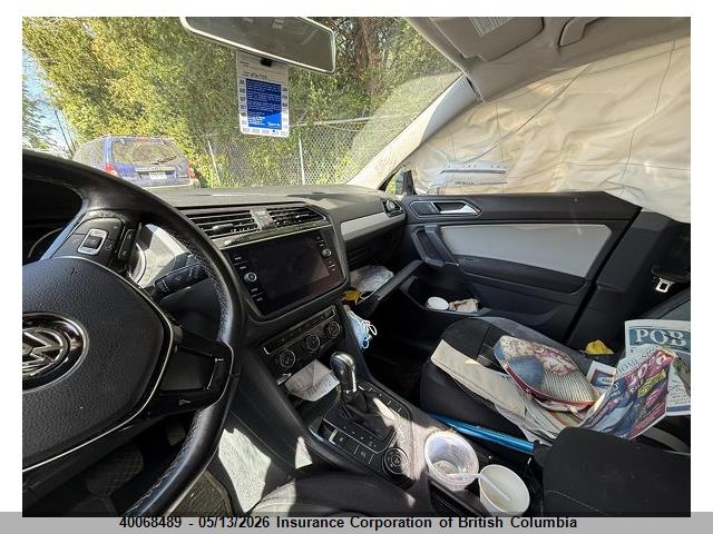 3VV0B7AX8JM038851 Volkswagen Tiguan Trendline