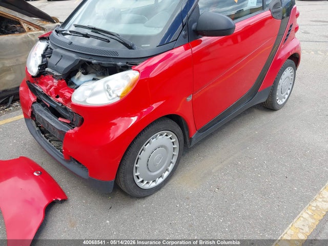 40068541 :رقم المزاد ، WMEEJ3BA3AK384227 vin ، 2010 Smart Fortwo Pure/passion مزاد بيع