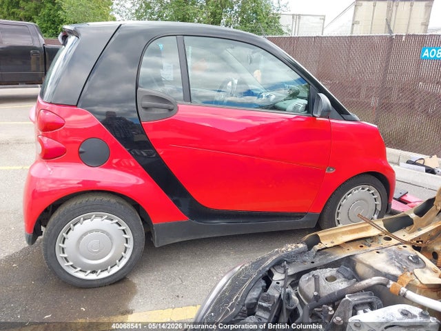 40068541 :رقم المزاد ، WMEEJ3BA3AK384227 vin ، 2010 Smart Fortwo Pure/passion مزاد بيع