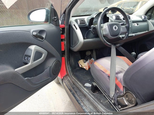 40068541 :رقم المزاد ، WMEEJ3BA3AK384227 vin ، 2010 Smart Fortwo Pure/passion مزاد بيع