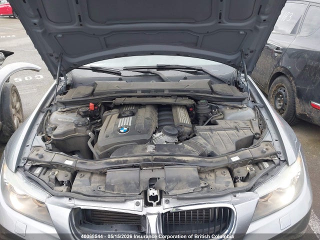 40068544 :رقم المزاد ، WBAUU3C51BA542412 vin ، 2011 Bmw 328i مزاد بيع