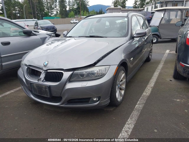 40068544 :رقم المزاد ، WBAUU3C51BA542412 vin ، 2011 Bmw 328i مزاد بيع