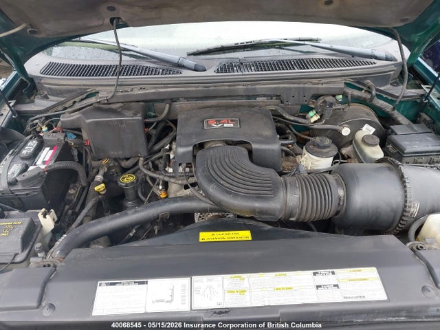 40068545 :رقم المزاد ، 5LMPU28L2WLJ14336 vin ، 1998 Lincoln Navigator مزاد بيع