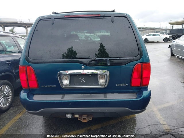40068545 :رقم المزاد ، 5LMPU28L2WLJ14336 vin ، 1998 Lincoln Navigator مزاد بيع