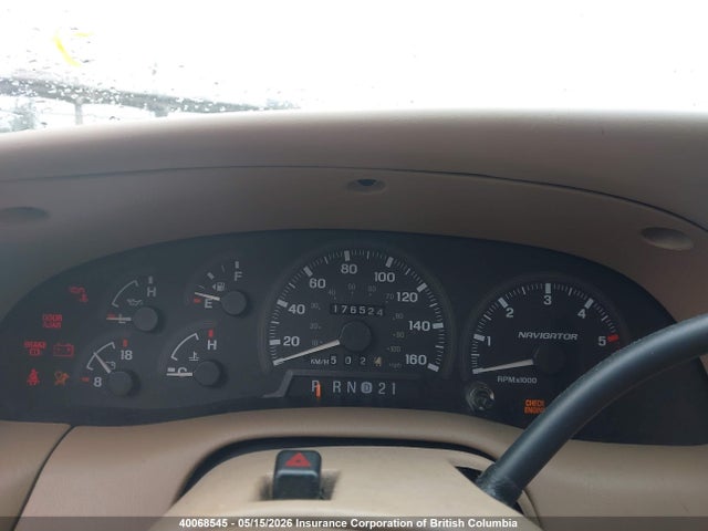 40068545 :رقم المزاد ، 5LMPU28L2WLJ14336 vin ، 1998 Lincoln Navigator مزاد بيع
