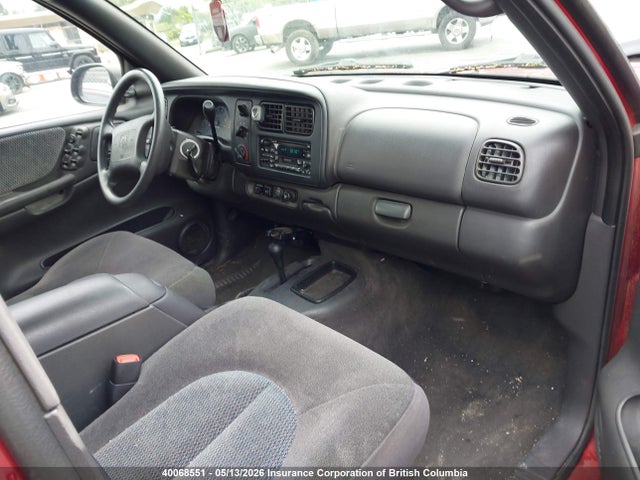 2000 Dodge Durango Sport მანქანა იყიდება აუქციონზე, vin: 1B4HS28N9YF160618, აუქციონის ნომერი: 40068551