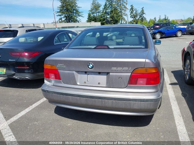 1998 Bmw 528i მანქანა იყიდება აუქციონზე, vin: WBADD6321WBW38449, აუქციონის ნომერი: 40068558