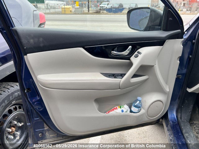 40068562 :رقم المزاد ، JN1BJ1BW6NW490836 vin ، 2022 Nissan Qashqai Sl/sv مزاد بيع