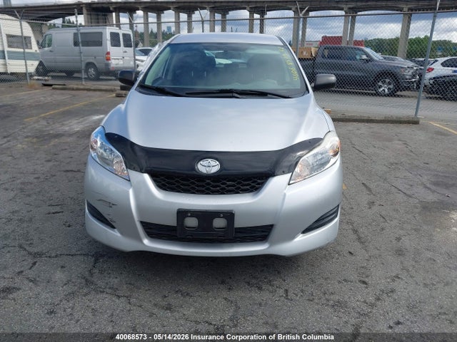 40068573 :رقم المزاد ، 2T1KU4EE4CC836851 vin ، 2012 Toyota Matrix مزاد بيع