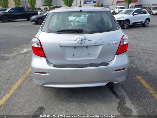 40068573 :رقم المزاد ، 2T1KU4EE4CC836851 vin ، 2012 Toyota Matrix مزاد بيع