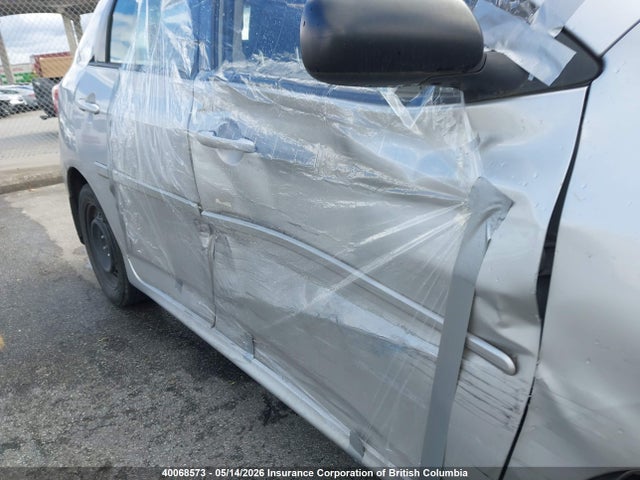 40068573 :رقم المزاد ، 2T1KU4EE4CC836851 vin ، 2012 Toyota Matrix مزاد بيع