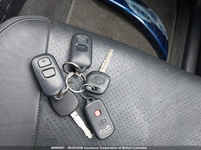 Продажа на аукционе авто 2004 Toyota Rav4, vin: JTEHD20V846000230, номер лота: 40068587