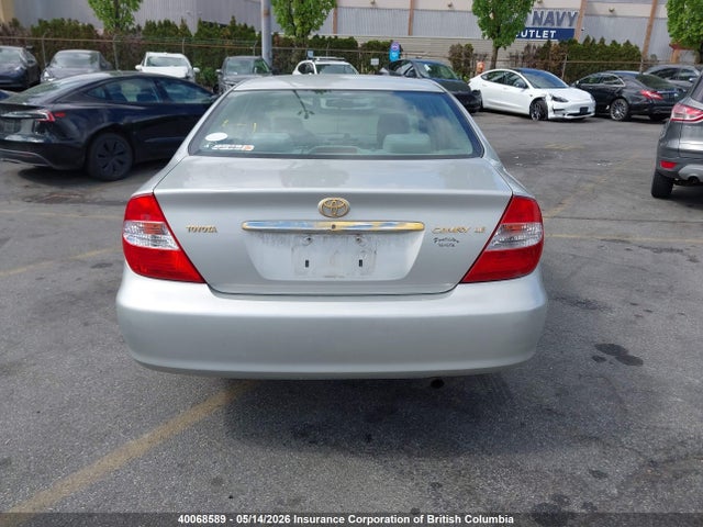 40068589 :رقم المزاد ، 4T1BE32K84U887934 vin ، 2004 Toyota Camry مزاد بيع