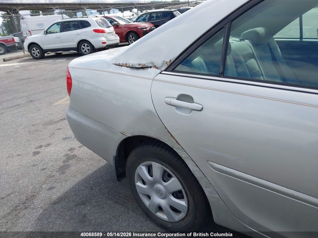 40068589 :رقم المزاد ، 4T1BE32K84U887934 vin ، 2004 Toyota Camry مزاد بيع