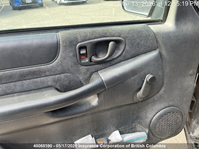 40068590 :رقم المزاد ، 1GTCS1947Y8152177 vin ، 2000 Gmc Sonoma مزاد بيع