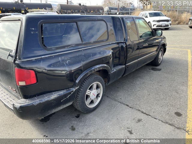 40068590 :رقم المزاد ، 1GTCS1947Y8152177 vin ، 2000 Gmc Sonoma مزاد بيع