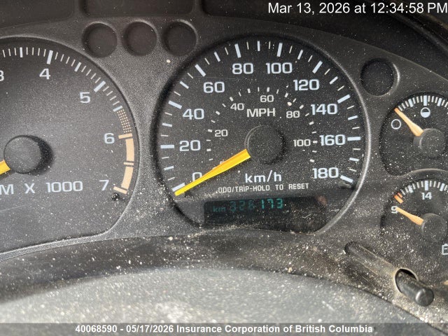 40068590 :رقم المزاد ، 1GTCS1947Y8152177 vin ، 2000 Gmc Sonoma مزاد بيع