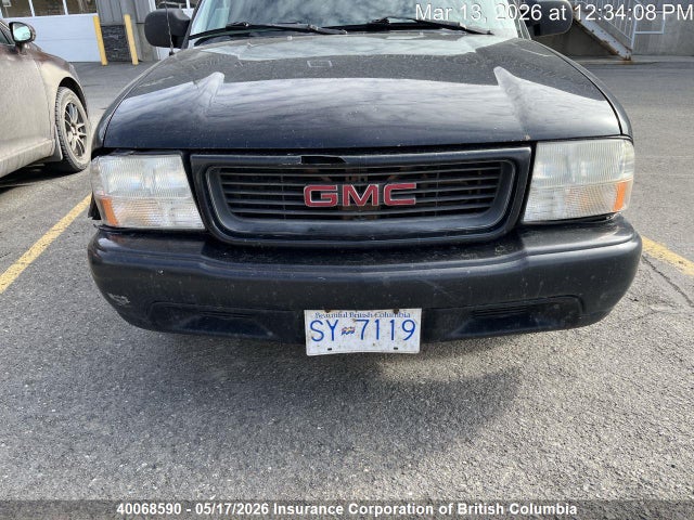 40068590 :رقم المزاد ، 1GTCS1947Y8152177 vin ، 2000 Gmc Sonoma مزاد بيع