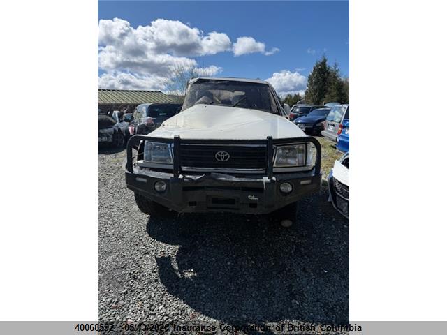 40068592 :رقم المزاد ، UZJ1000096587 vin ، 1999 Toyota Landcruiser S/w مزاد بيع