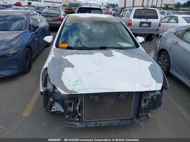 5NPE24AF3JH618038 Hyundai SONATA GL