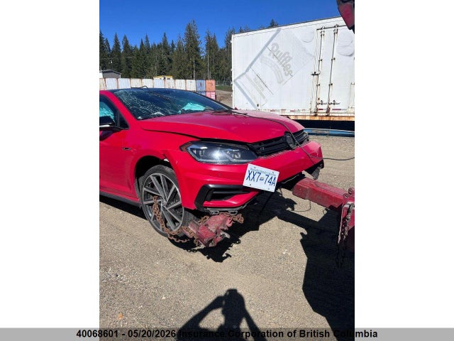 WVWWF7AU7JW207325 Volkswagen Golf