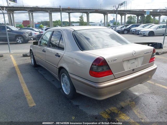 Продаж на аукціоні авто 2000 Mercedes-benz C 230 Classic/elegance/sport, vin: WDBHA24G9YF952246, номер лоту: 40068637
