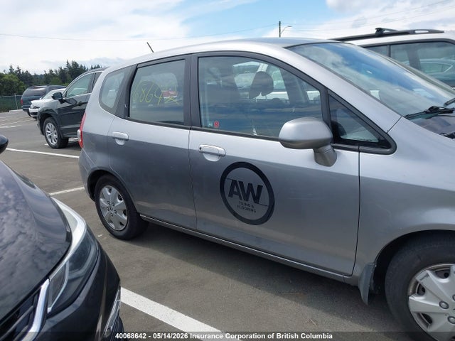 40068642 :رقم المزاد ، JHMGD38418S811591 vin ، 2008 Honda Fit مزاد بيع