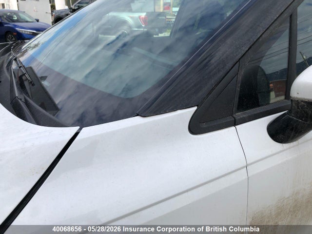KNDNB5K33T6634375 KIA Carnival Lx/lxs