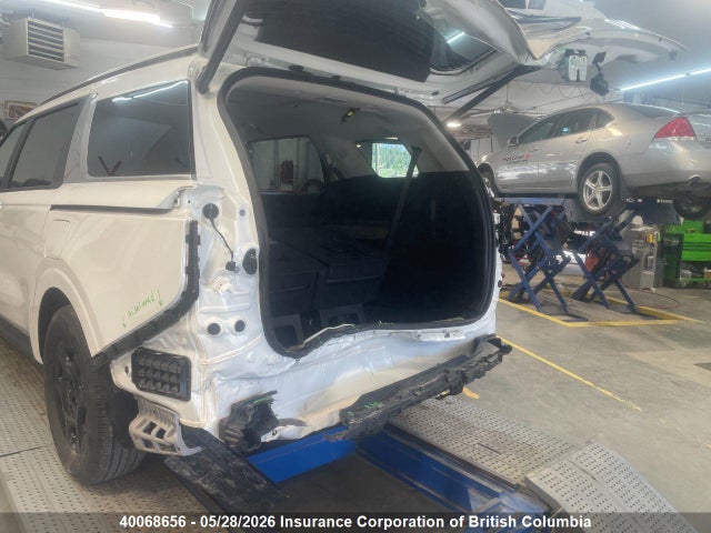 KNDNB5K33T6634375 KIA Carnival Lx/lxs