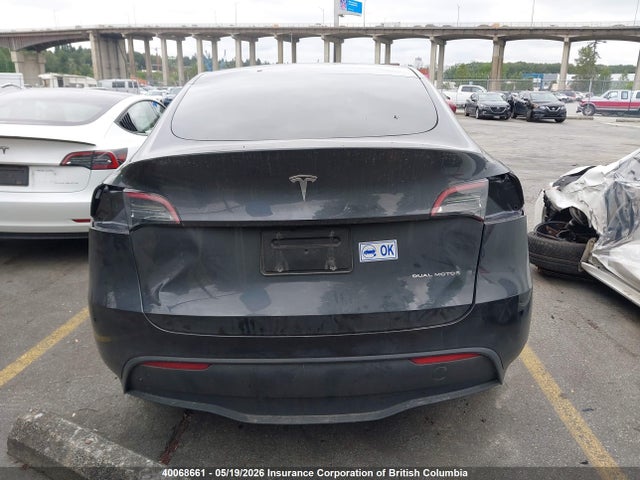 Продажа на аукционе авто 2024 Tesla Model Y, vin: 7SAYGDEE6RF011919, номер лота: 40068661