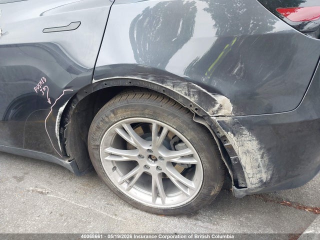Продажа на аукционе авто 2024 Tesla Model Y, vin: 7SAYGDEE6RF011919, номер лота: 40068661