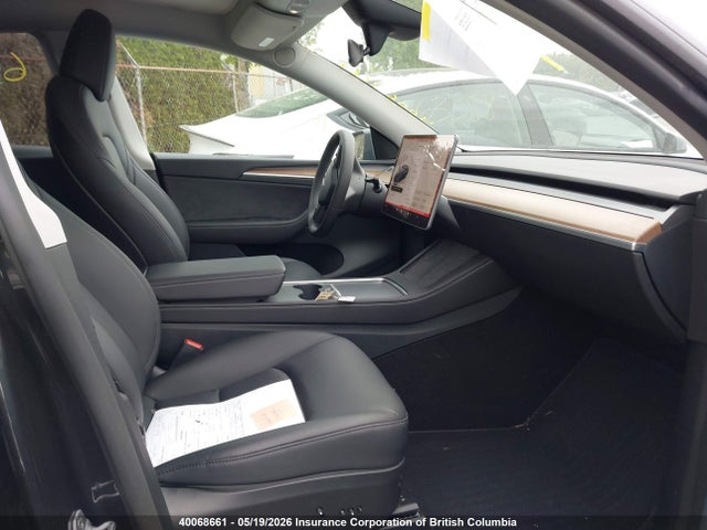 Продажа на аукционе авто 2024 Tesla Model Y, vin: 7SAYGDEE6RF011919, номер лота: 40068661