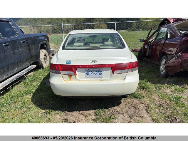 2006 Hyundai Azera მანქანა იყიდება აუქციონზე, vin: KMHFC46F36A046215, აუქციონის ნომერი: 40068693