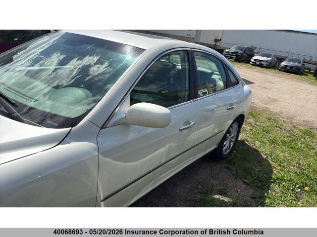 2006 Hyundai Azera მანქანა იყიდება აუქციონზე, vin: KMHFC46F36A046215, აუქციონის ნომერი: 40068693