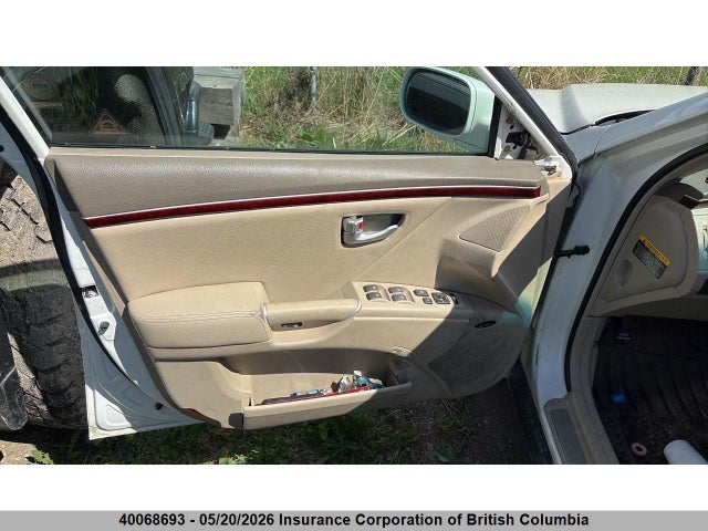 2006 Hyundai Azera მანქანა იყიდება აუქციონზე, vin: KMHFC46F36A046215, აუქციონის ნომერი: 40068693