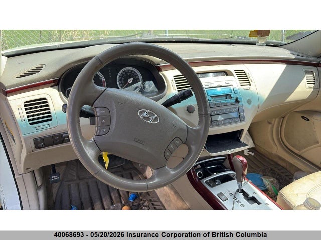 2006 Hyundai Azera მანქანა იყიდება აუქციონზე, vin: KMHFC46F36A046215, აუქციონის ნომერი: 40068693