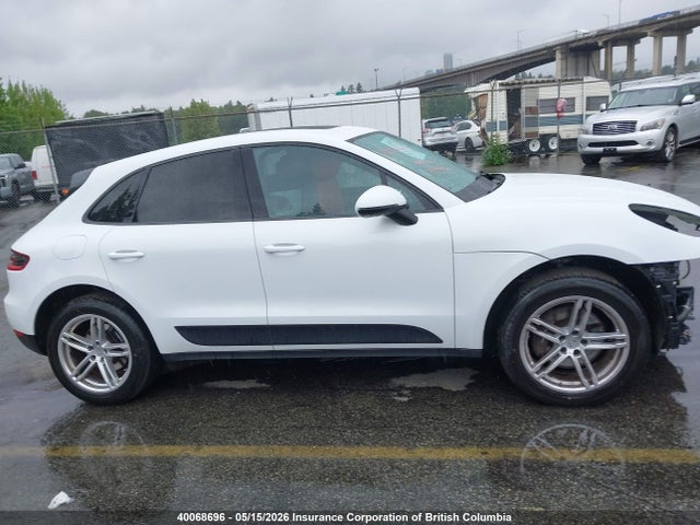 Porsche Macan 2017 WP1AA2A56HLB81587 Image 13