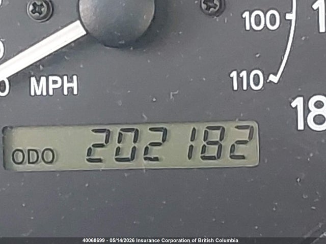 40068699 :رقم المزاد ، 2T1BR12E31C844361 vin ، 2001 Toyota Corolla Ce/le/s مزاد بيع