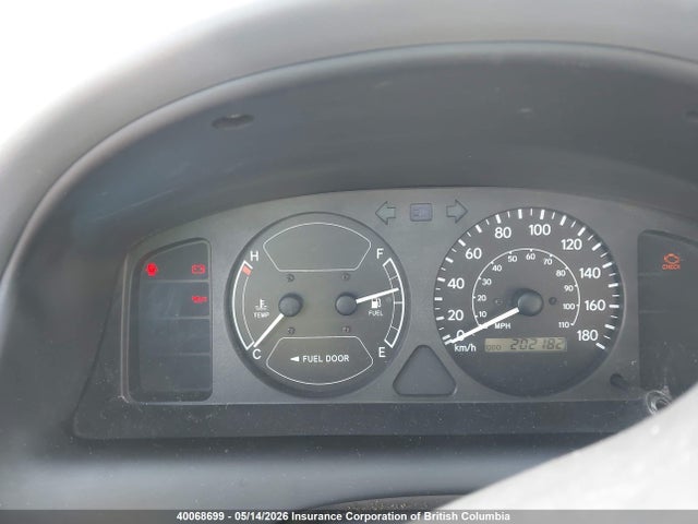 40068699 :رقم المزاد ، 2T1BR12E31C844361 vin ، 2001 Toyota Corolla Ce/le/s مزاد بيع