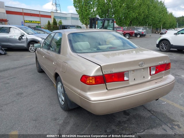 40068711 :رقم المزاد ، JT2BF22K3Y0236423 vin ، 2000 Toyota Camry مزاد بيع